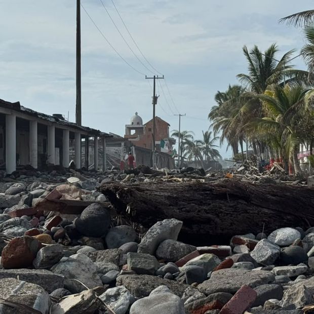 Huracán Simon y miedo a la rapiña